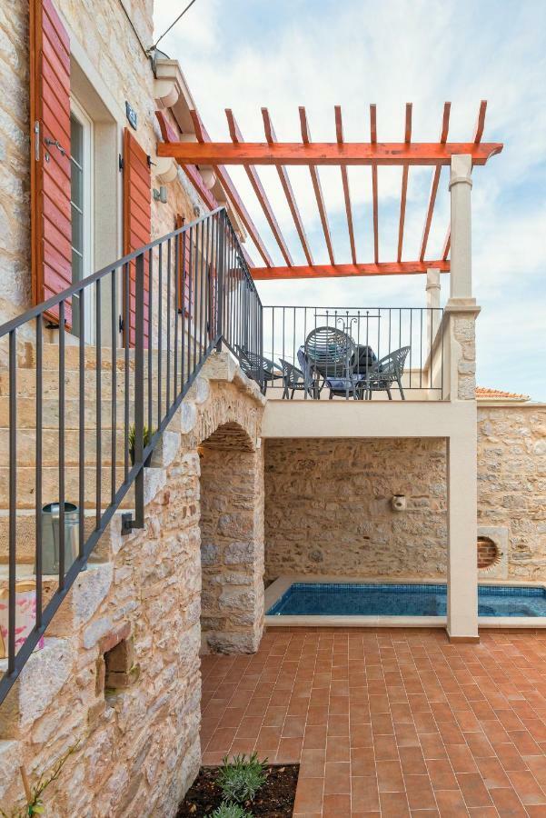Holiday Home Rocca Supetar Exterior photo